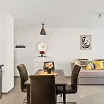 Apartment Juan Les Pins Center 2p Parking Terrasse