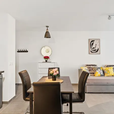 Апартаменти Juan Les Pins Center 2p Parking Terrasse