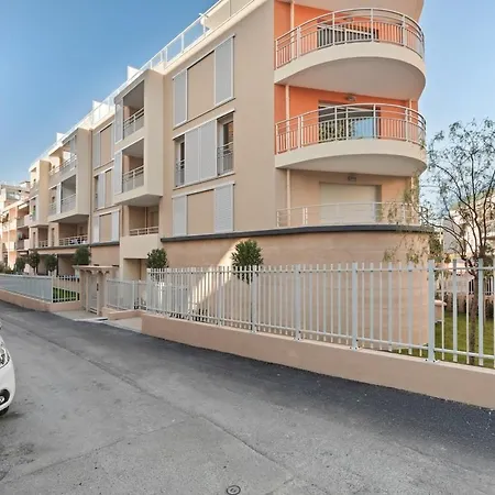 Juan Les Pins Center 2p Parking Terrasse * Антіб