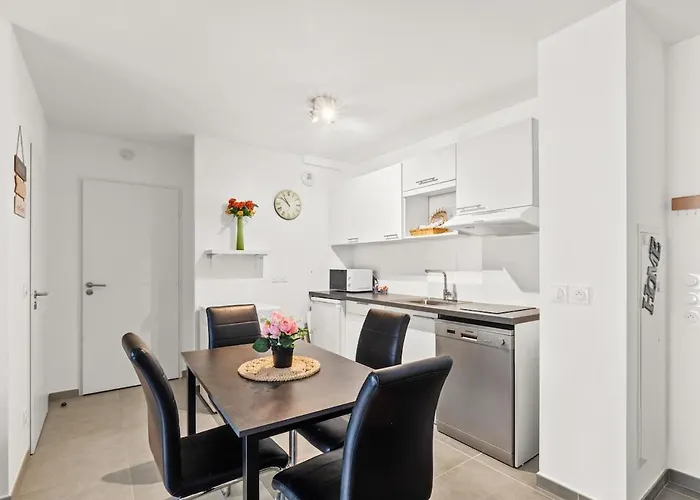 Juan Les Pins Center 2p Parking Terrasse